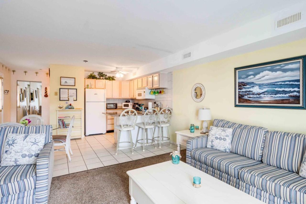 Aparthotel Marylander Condominiums, 90 Steps From The